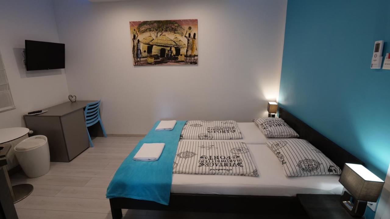 Anna Villa Fuered Boutique Rooms Balatonfured Ngoại thất bức ảnh