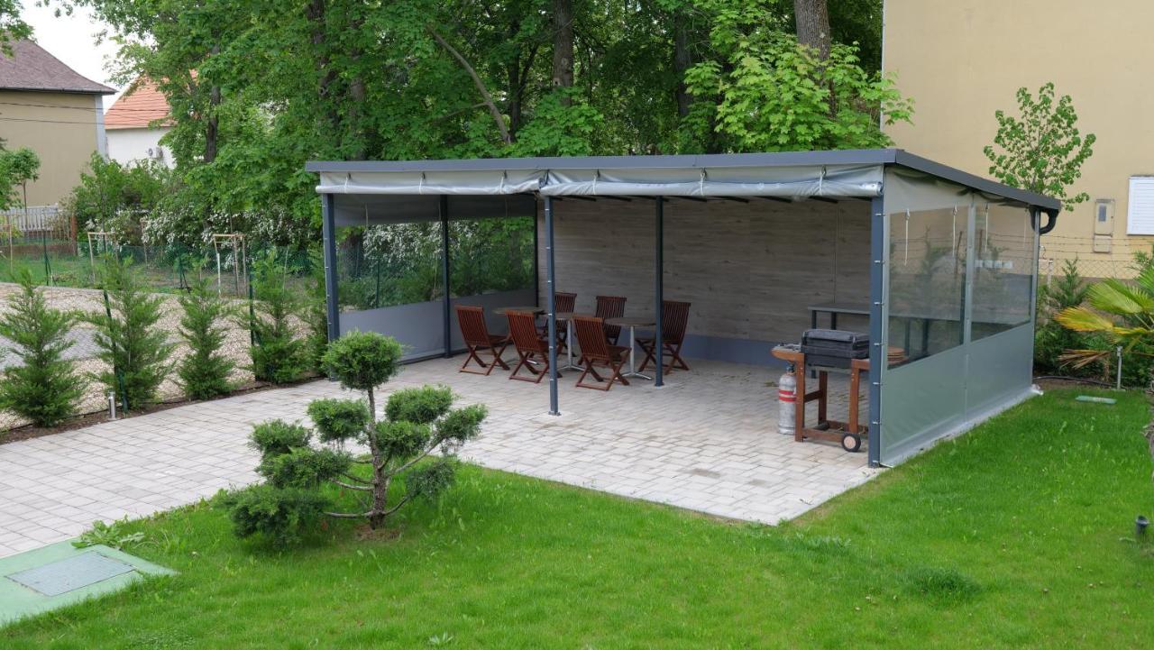 Anna Villa Fuered Boutique Rooms Balatonfured Ngoại thất bức ảnh