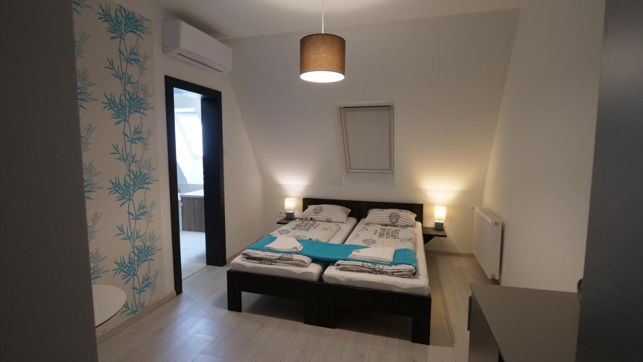 Anna Villa Fuered Boutique Rooms Balatonfured Ngoại thất bức ảnh