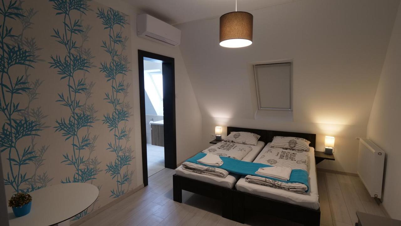 Anna Villa Fuered Boutique Rooms Balatonfured Ngoại thất bức ảnh