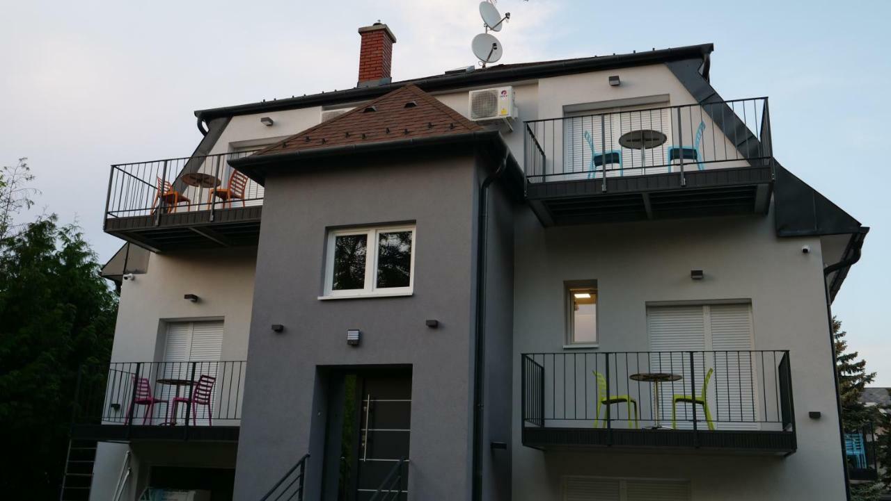 Anna Villa Fuered Boutique Rooms Balatonfured Ngoại thất bức ảnh